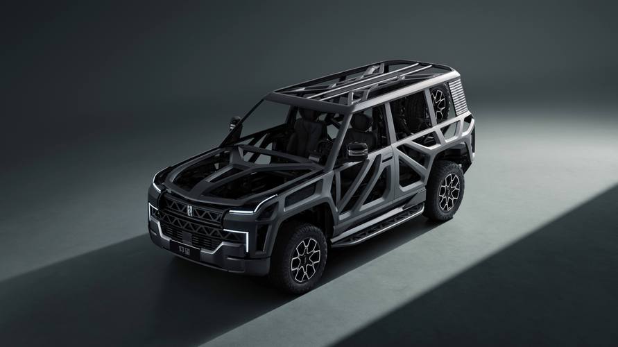 东莞302仰望U8硬派越野的科技魅力，国能汽车对传统燃油车市场的冲击